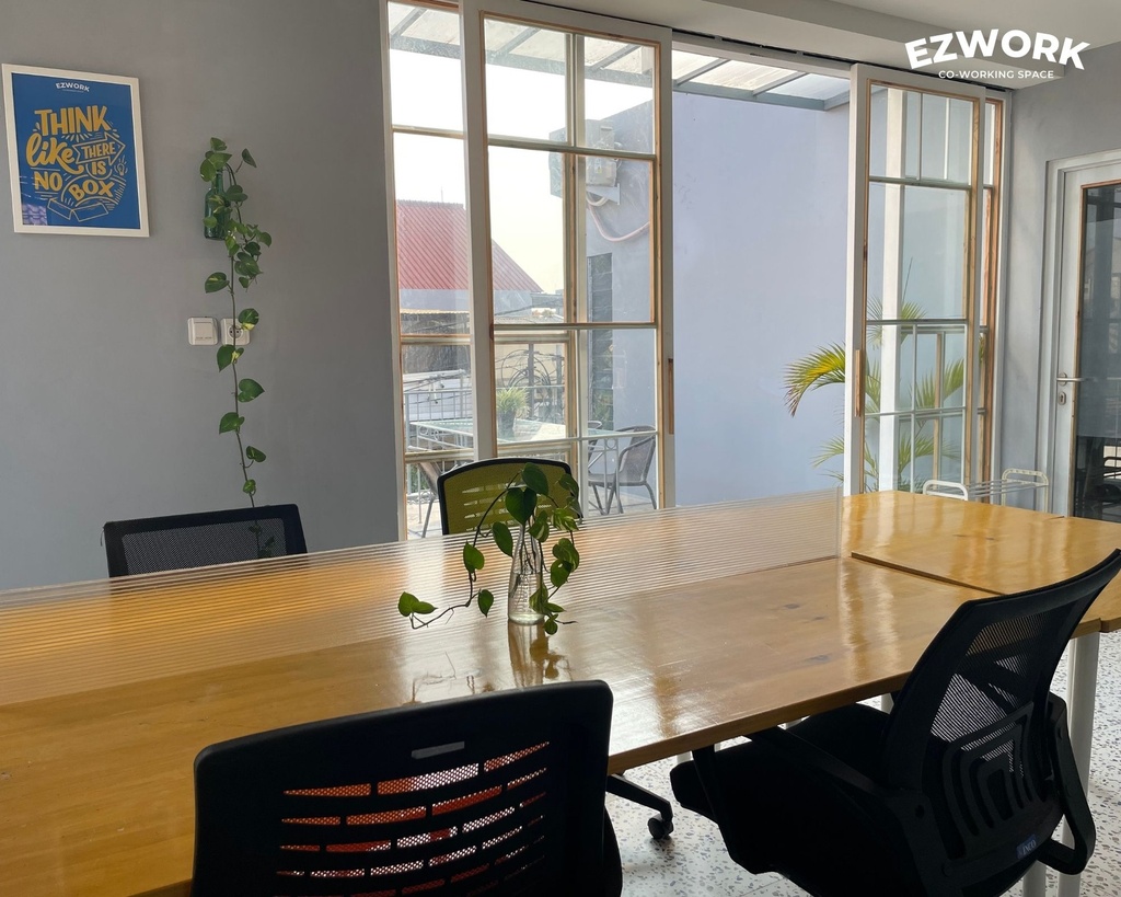 Private Office 2 R.101